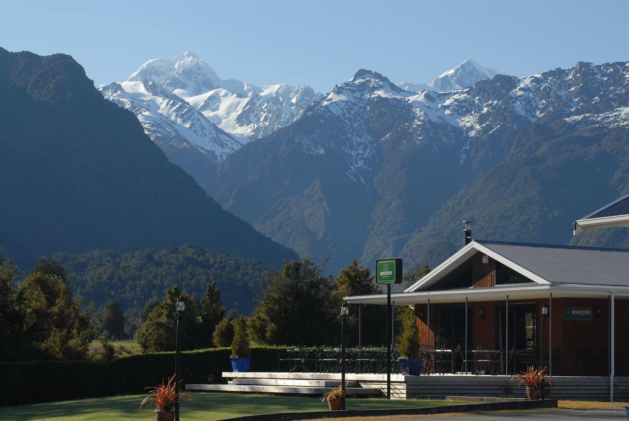 High Peaks Hotel Glaciar Fox Exterior foto